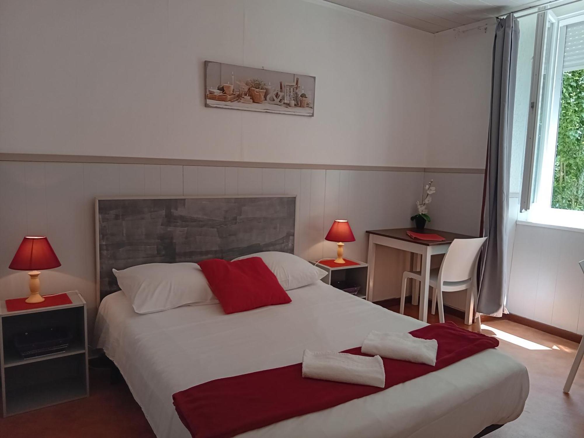 Hotel La Gravenne Thueyts Habitación foto